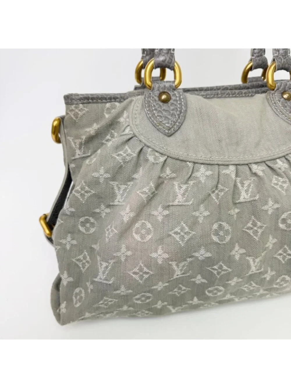 Louis Vuitton this authentic